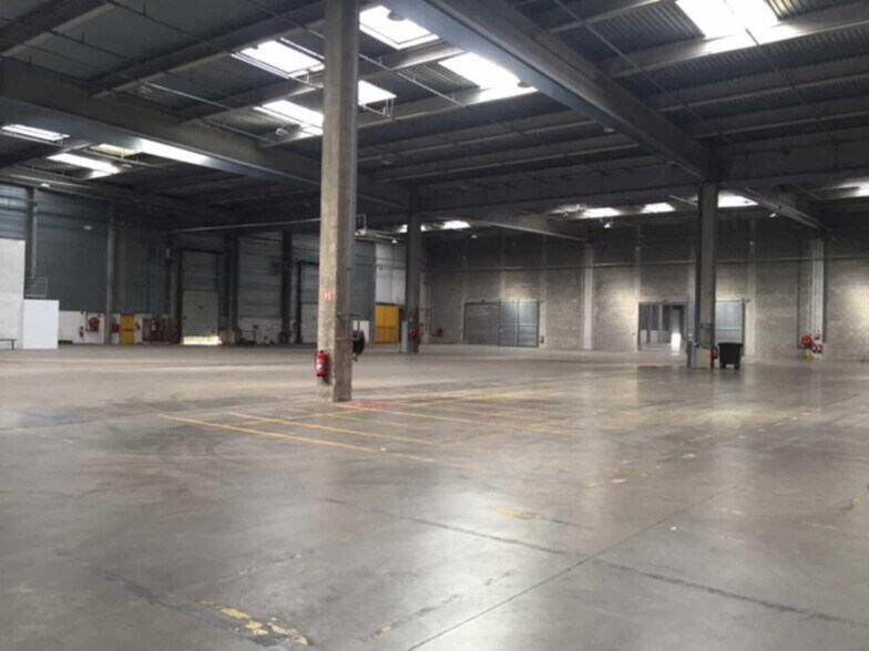Industriel/Logistique dans Châteaubourg à louer - Photo intérieure – Image 3 sur 14