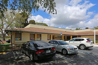 Plus de détails pour 9260-9290 Hammocks Blvd, Miami, FL - Médical à louer