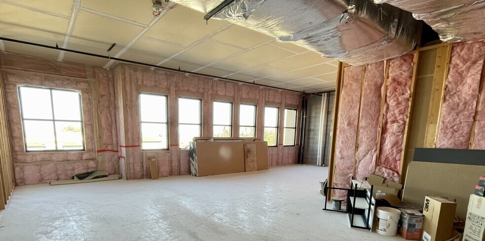 807 Liberty Dr, Verona, WI à louer - Photo de l’immeuble – Image 2 sur 6