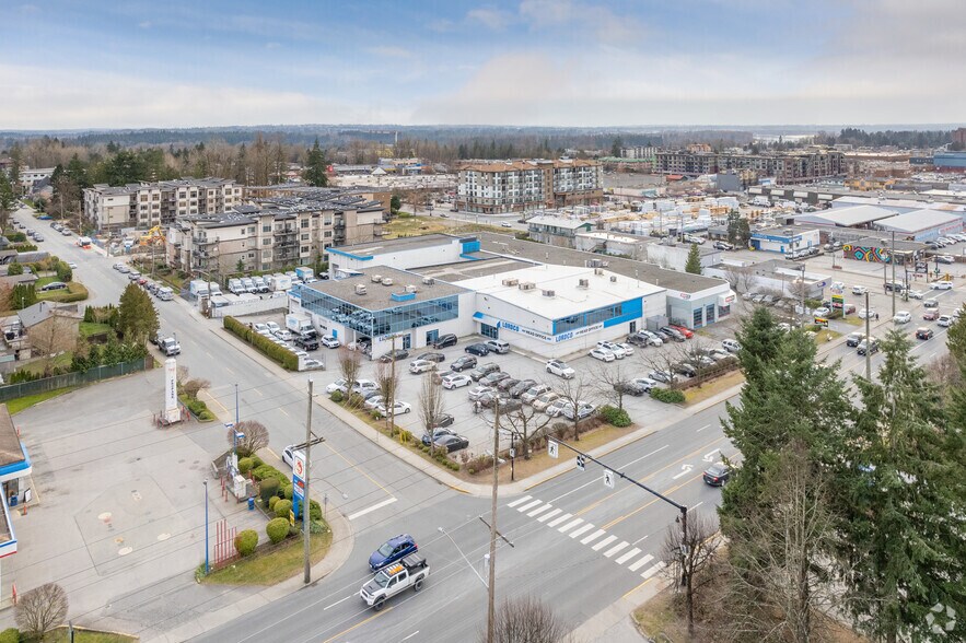 22866 Dewdney Trunk Rd, Maple Ridge, BC à louer - Aérien – Image 3 sur 3