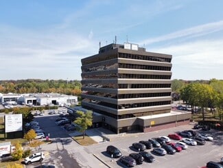 Plus de détails pour 1600A Boul Saint-Martin E, Laval, QC - Bureau à vendre