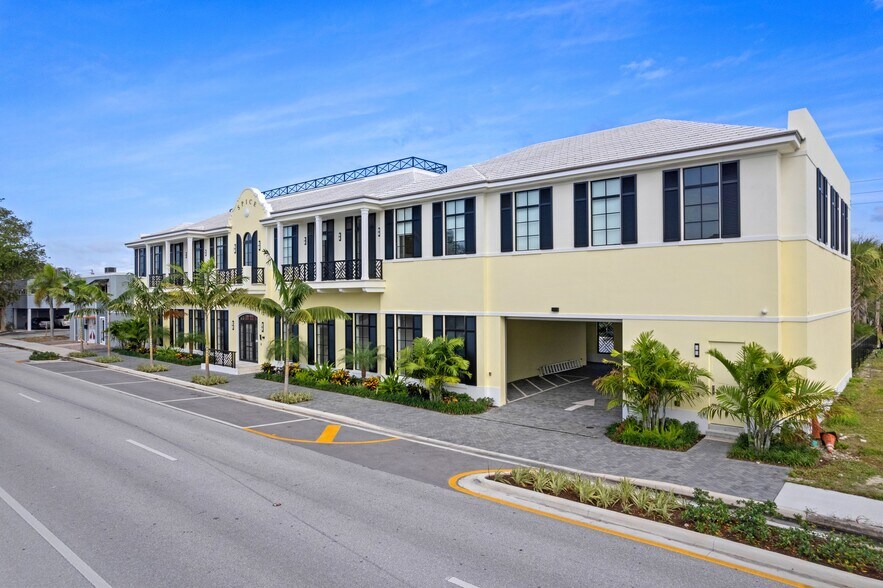 325 NE 5th Ave, Delray Beach, FL à louer - Photo de l’immeuble – Image 2 sur 5