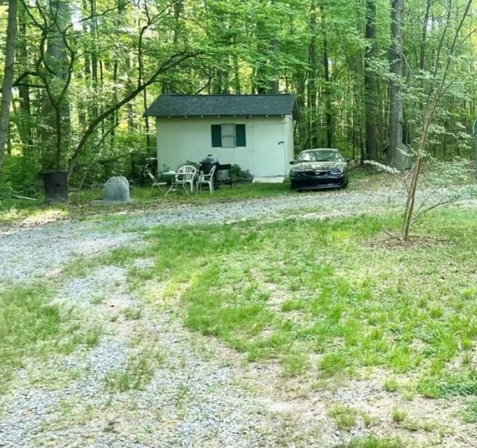 2117 E John St, Matthews, NC à louer Photo de l’immeuble– Image 1 sur 3