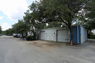 Plus de détails pour 911 S Woodrow Wilson St, Plant City, FL - Industriel/Logistique à louer