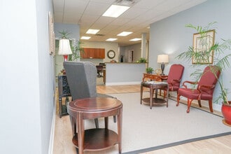 2075 Centre Pointe Blvd, Tallahassee, FL à louer Photo intérieure– Image 1 sur 18