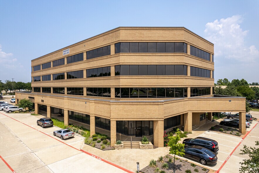 1760 S Stemmons Fwy, Lewisville, TX à louer - Photo principale – Image 3 sur 21