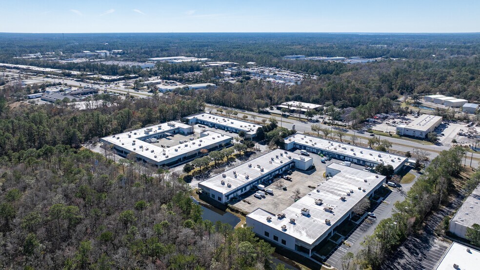 9143 Philips Hwy, Jacksonville, FL à louer - Photo de l’immeuble – Image 3 sur 7