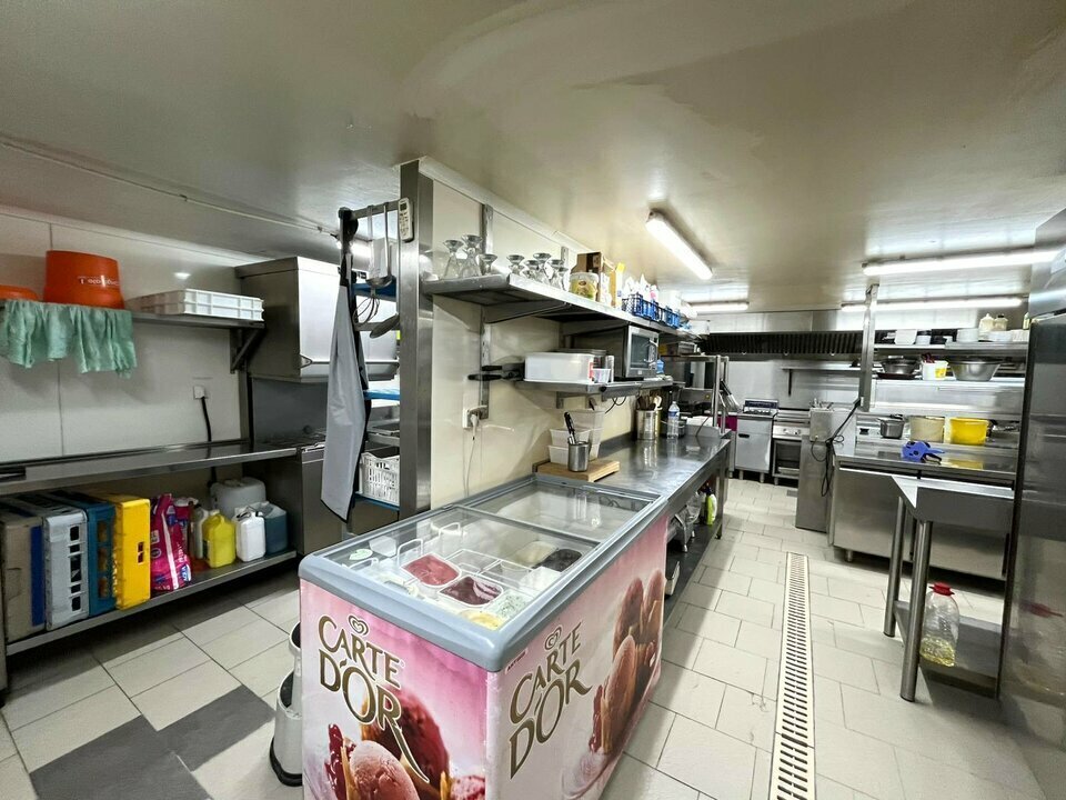 Local commercial dans Fayence à vendre Photo intérieure– Image 1 sur 5