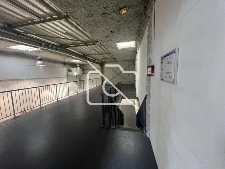 Industriel/Logistique dans Choisy-le-Roi à louer - Photo intérieure – Image 2 sur 5