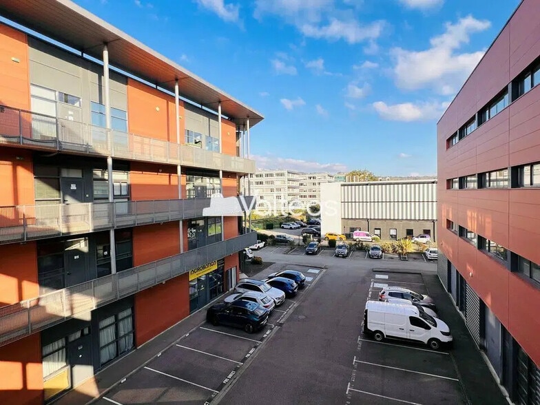 9 Rue Louis Courtois De Viçose, Toulouse à vendre - Photo de l’immeuble – Image 2 sur 27
