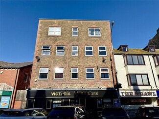 Plus de détails pour 3 Cliff St, Bridlington - Local commercial à louer