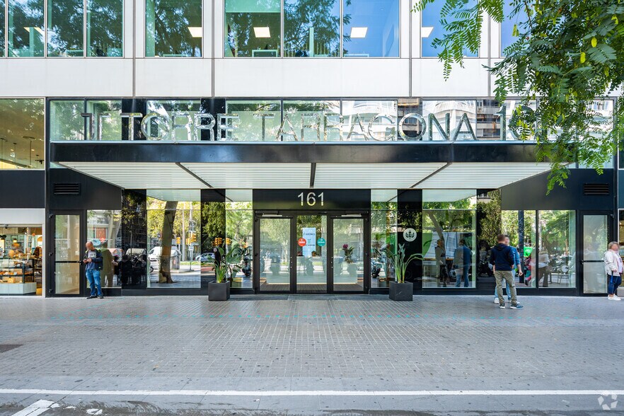 Carrer de Tarragona, 161, Barcelone, Barcelona à louer - Photo de l’immeuble – Image 3 sur 4