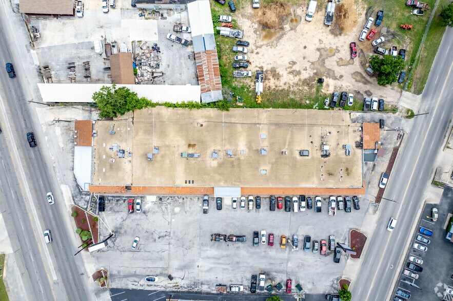 4429-4455 Walzem Rd, San Antonio, TX à louer - Photo de l’immeuble – Image 3 sur 16