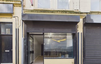 Plus de détails pour 15 Dunluce St, Larne - Local commercial à louer