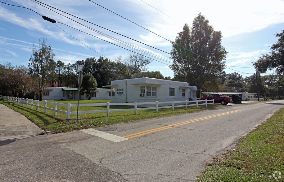 1111 W Reynolds Ave, Plant City, FL à vendre - Photo principale – Image 1 sur 2