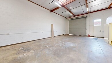 831 Mahar Ave, Wilmington, CA à louer Photo intérieure– Image 2 sur 6