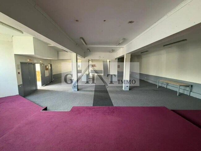 Plus de détails pour Bureau à louer