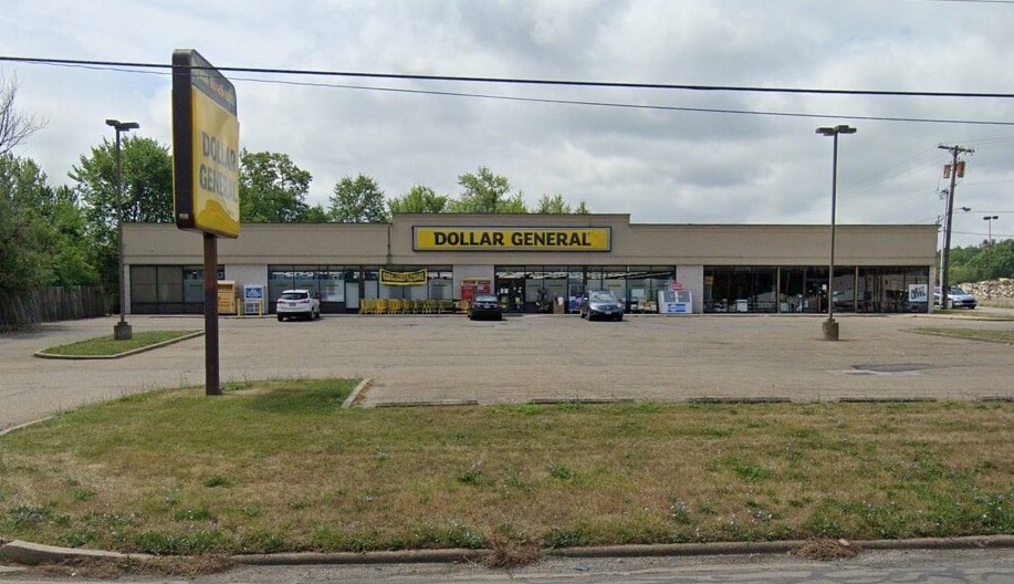 22019 State Rd, Alliance, OH à louer - Photo de l’immeuble – Image 1 sur 3