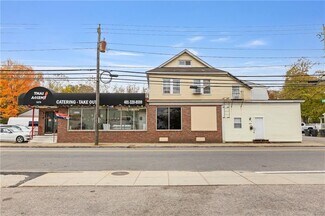 Plus de détails pour 1670-1674 Main St, West Warwick, RI - Local commercial à vendre