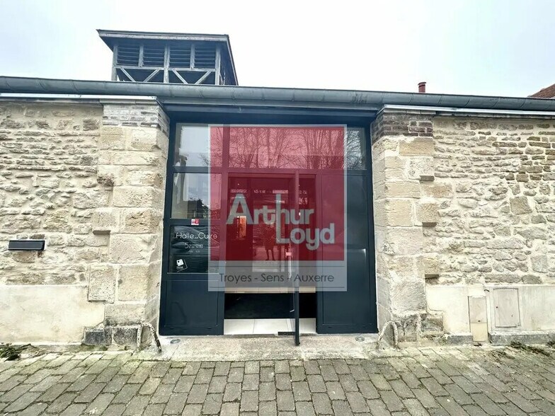 5 Rue Charlemagne, Troyes à louer - Photo de l’immeuble – Image 2 sur 7