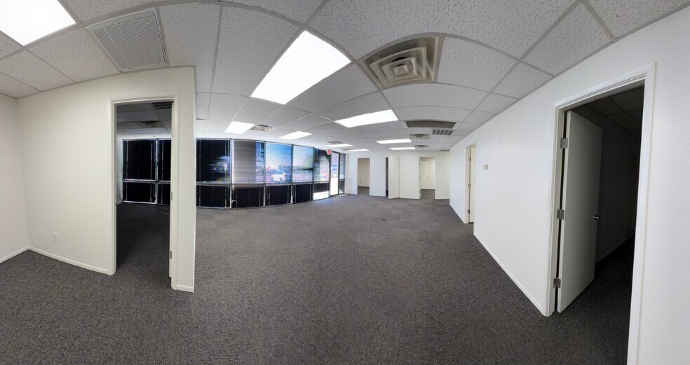 3439 S 40th St, Phoenix, AZ à vendre - Photo de l’immeuble – Image 3 sur 11