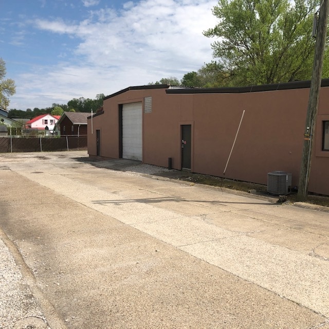 4821 McClung St, Charleston, WV à louer Photo principale– Image 1 sur 17