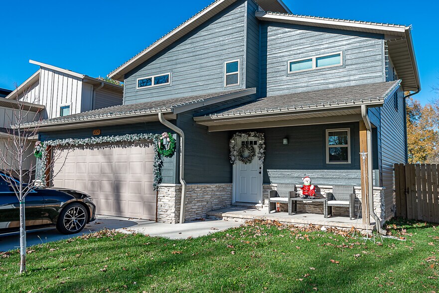 1225 E Paragon, Springfield, MO à vendre - Photo de l’immeuble – Image 2 sur 46