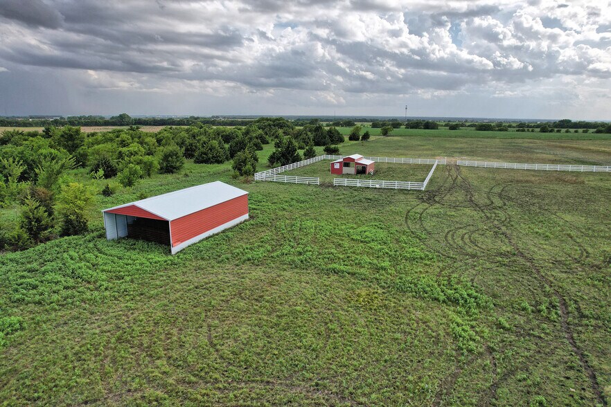 6882 N Interstate Highway 35 E, Waxahachie, TX à vendre - Photo de l’immeuble – Image 3 sur 21
