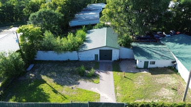 6943 Lake Dr, Circle Pines, MN à louer Photo intérieure– Image 1 sur 10