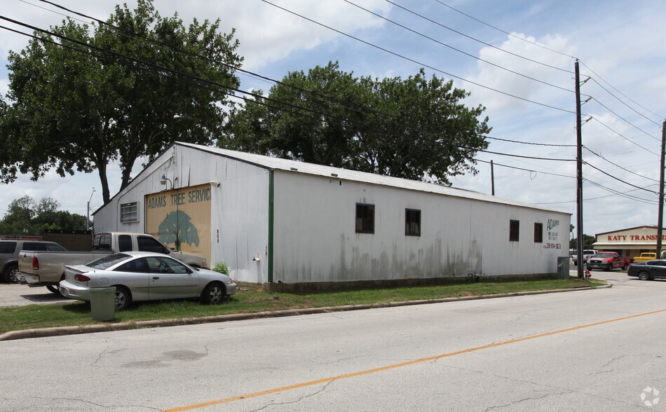 800 Avenue D, Katy, TX à vendre - Photo de l’immeuble – Image 2 sur 32