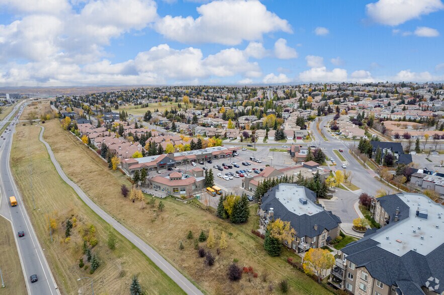 1919 Sirocco Dr SW, Calgary, AB à louer - Aérien – Image 2 sur 5