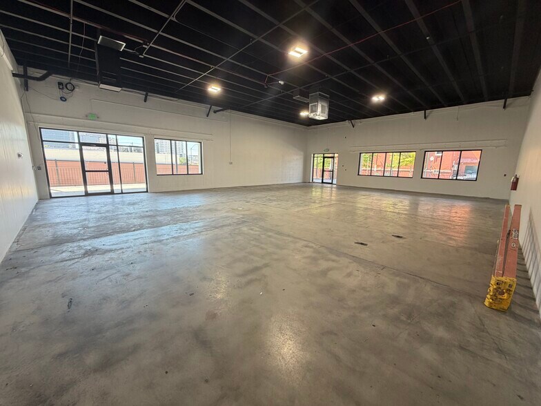 223 N Boulder Ave, Tulsa, OK à louer - Photo de l’immeuble – Image 3 sur 16