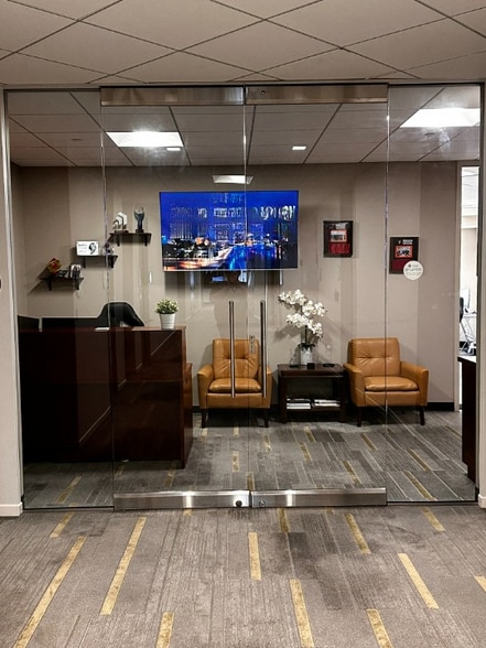 400 N Ashley Dr, Tampa, FL à louer - Photo intérieure – Image 3 sur 11