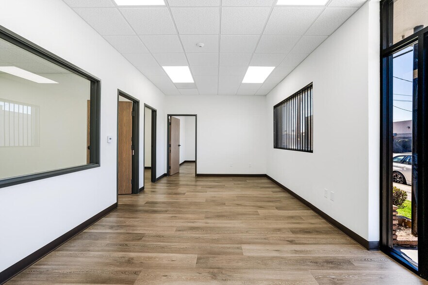 13755-13761 Saticoy St, Panorama City, CA à louer - Photo de l’immeuble – Image 2 sur 29