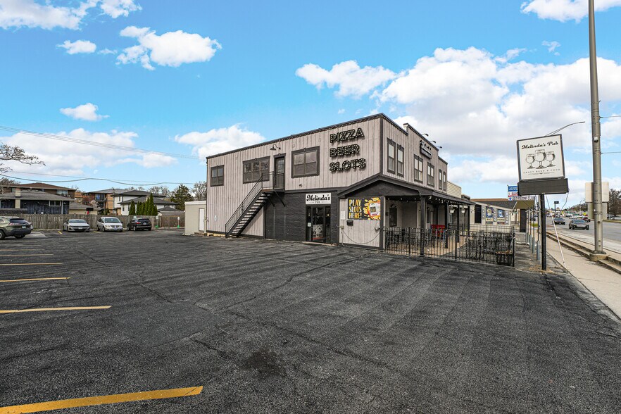 6906 W 111th St, Worth, IL à vendre - Photo de l’immeuble – Image 3 sur 16