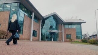 Plus de détails pour Edward Ct, Altrincham - Bureau à louer