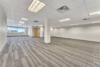 2200 Fletcher Ave, Fort Lee, NJ à louer Photo intérieure– Image 2 sur 16