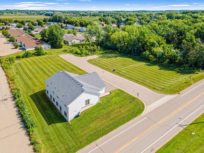 679, Hammond, WI à vendre - Photo de l’immeuble – Image 1 sur 29