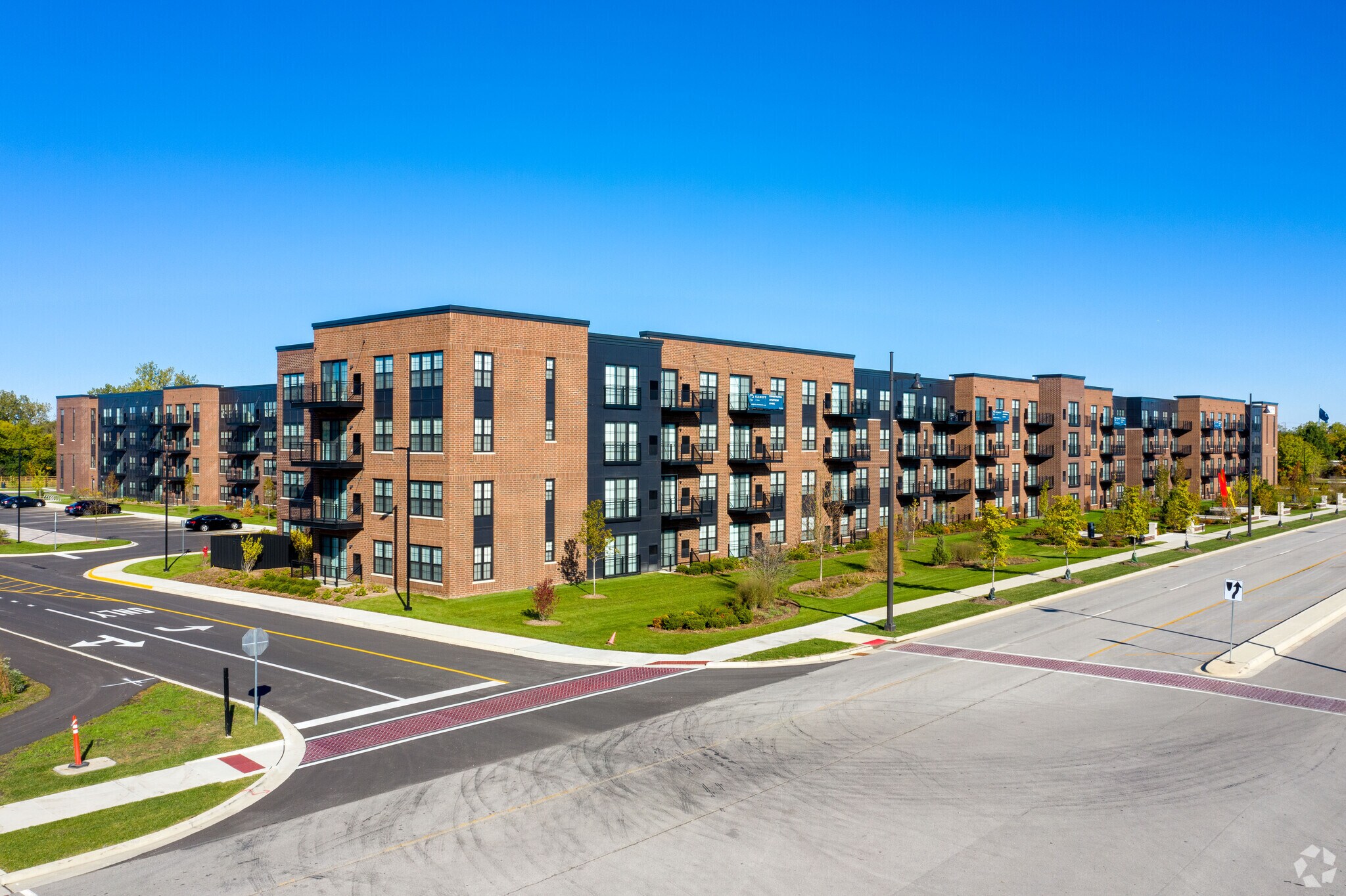 2200 Progress Pky, Schaumburg, IL à vendre Photo principale– Image 1 sur 37