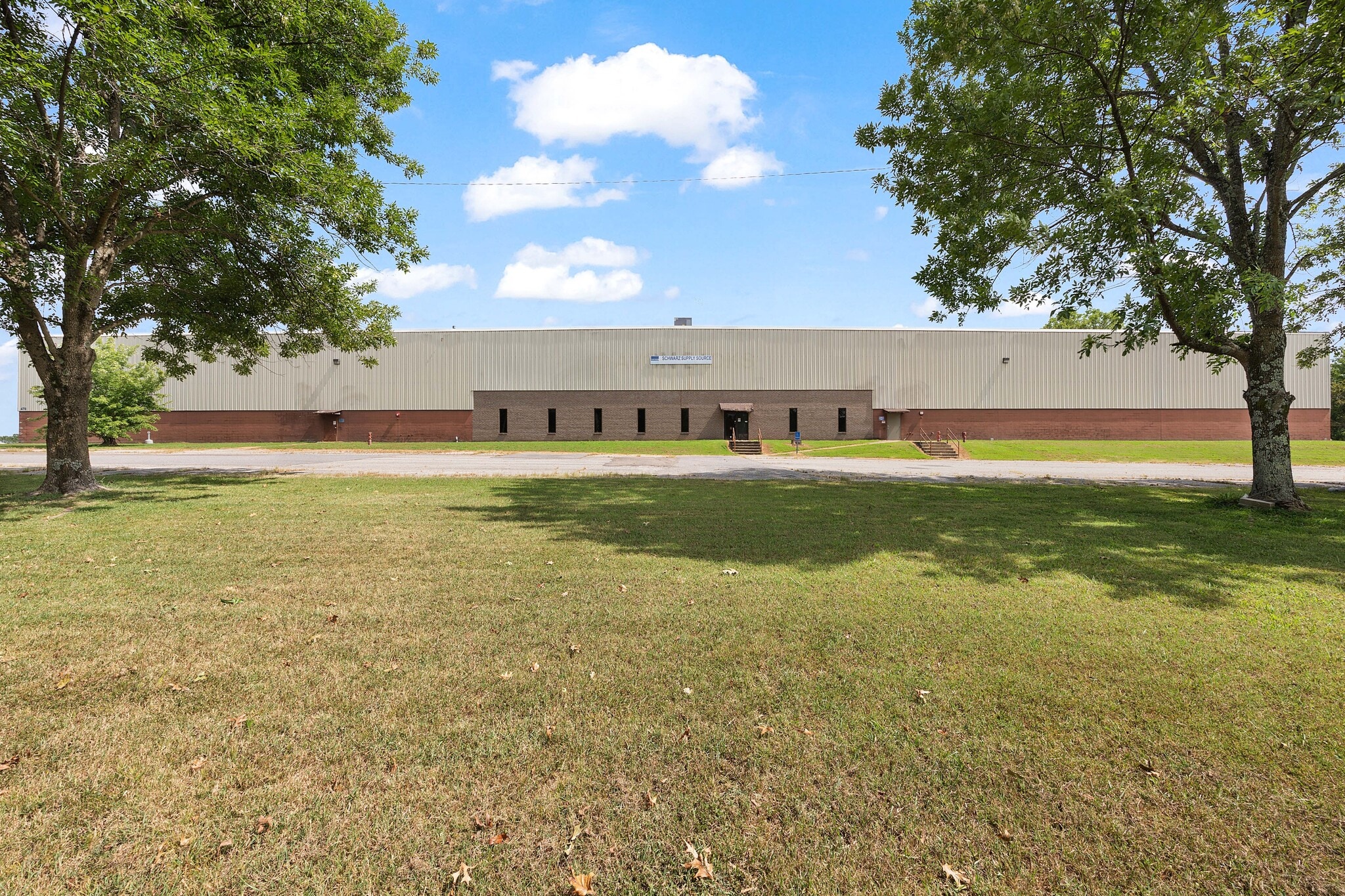 479 Swanson Dr, Dresden, TN à louer Photo de l’immeuble– Image 1 sur 1