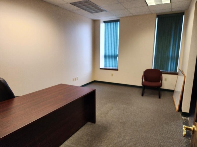 373 Cleveland St, Rochester, PA à vendre - Photo intérieure – Image 3 sur 15