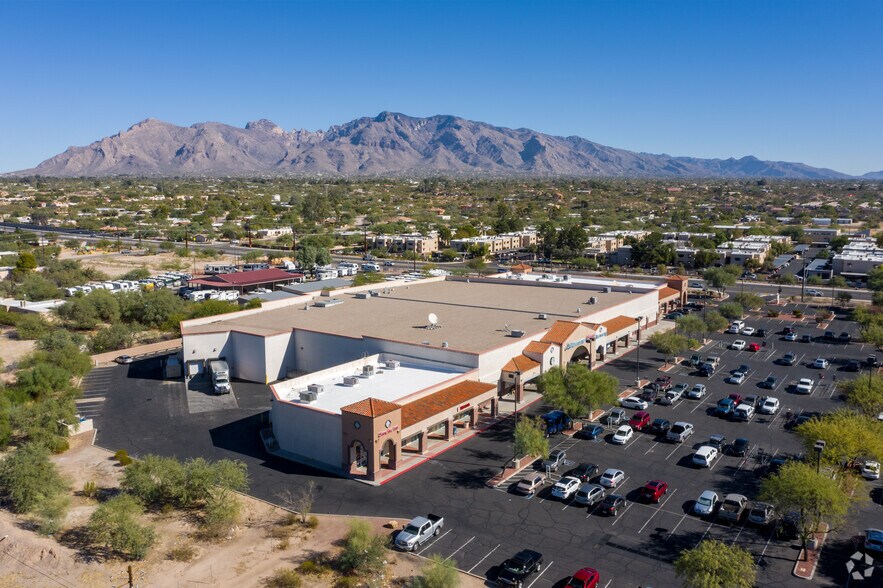5075 N La Canada Dr, Tucson, AZ à louer - Aérien – Image 2 sur 10