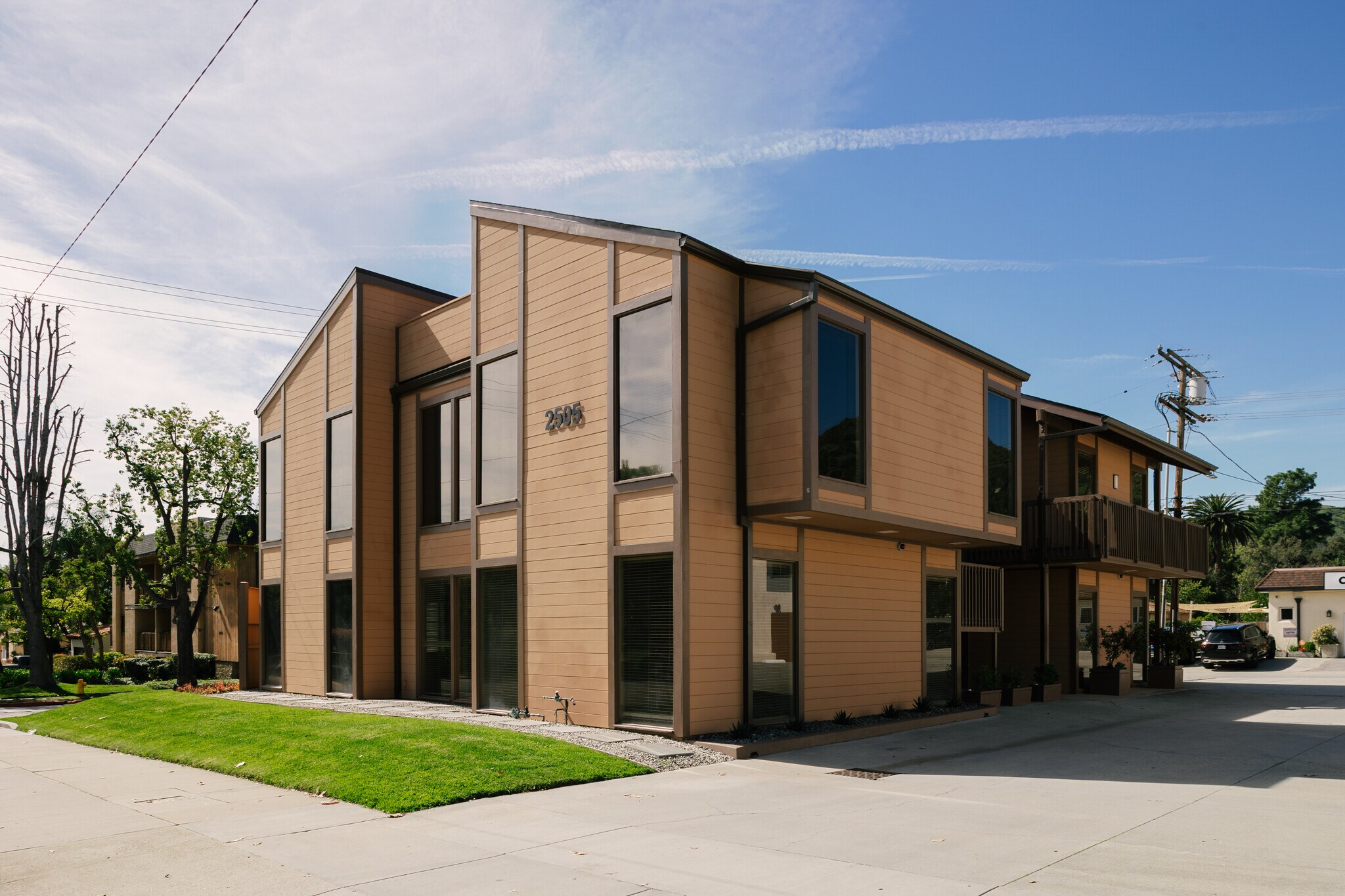 2505 Canada Blvd, Glendale, CA à louer Photo de l’immeuble– Image 1 sur 102