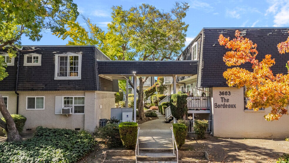 3603 Greenlee Dr, San Jose, CA à vendre - Photo de l’immeuble – Image 2 sur 12