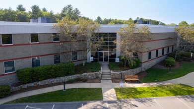 100 Weymouth St, Rockland, MA à louer Photo intérieure– Image 1 sur 25