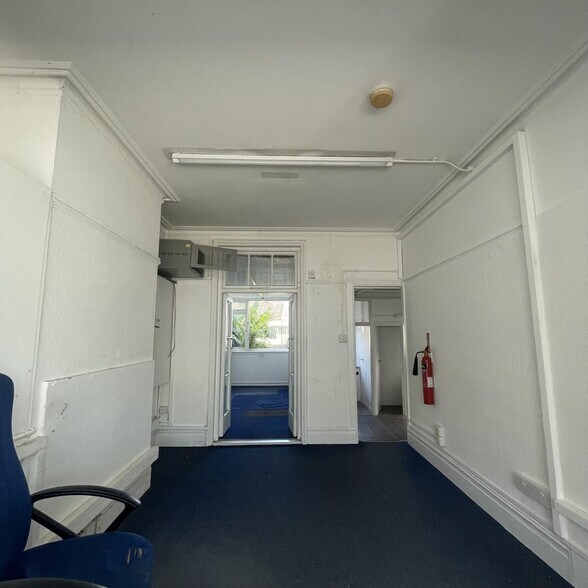 105 Battle Rd, St Leonards On Sea à louer - Photo de l’immeuble – Image 3 sur 5