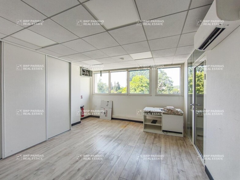 Bureau dans Cesson-Sévigné à vendre - Photo de l’immeuble – Image 2 sur 11