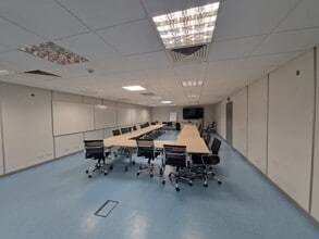 Stoneywood Park N, Dyce à louer Photo de l’immeuble– Image 1 sur 2