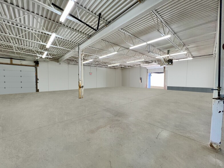 10317 Liberty Ln, Chisago City, MN à louer - Photo de l’immeuble – Image 2 sur 10