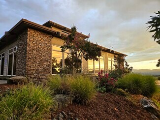 Plus de détails pour 4497 Brown Ridge Ter, Medford, OR - Bureau à vendre